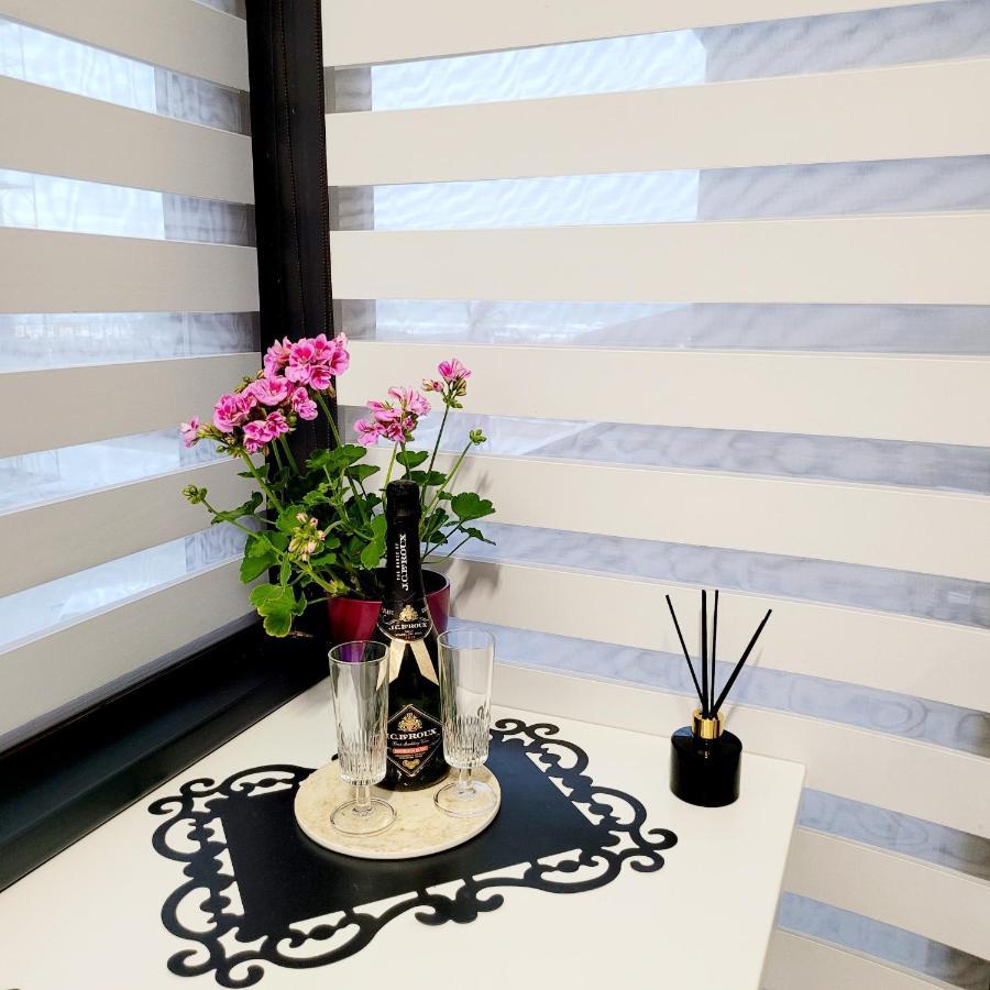 Zen Garden Apartament De Lux Nou Pe Malul Marii Констанца Екстер'єр фото